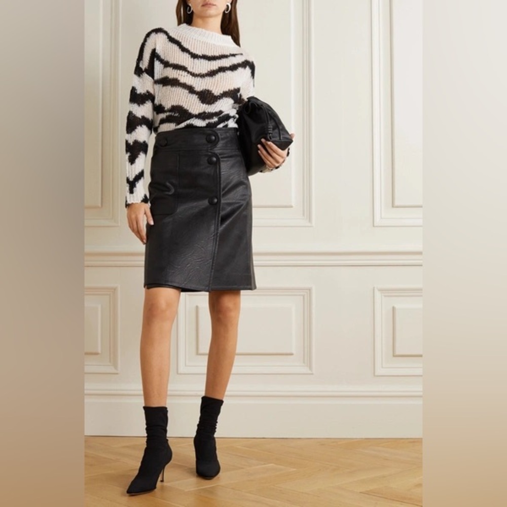 NWT STELLA MCCARTNEY Carly Vegetarian Leather Skirt In Black